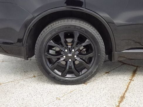Certified 2019 Dodge Durango R/T w/ Technology Group AWD/4WD image 14
