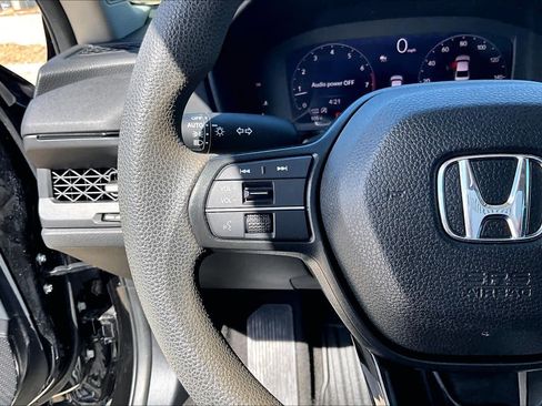 Used 2023 Honda Accord EX image 22
