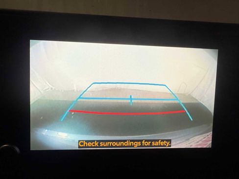 Certified 2023 Toyota Highlander XLE image 33