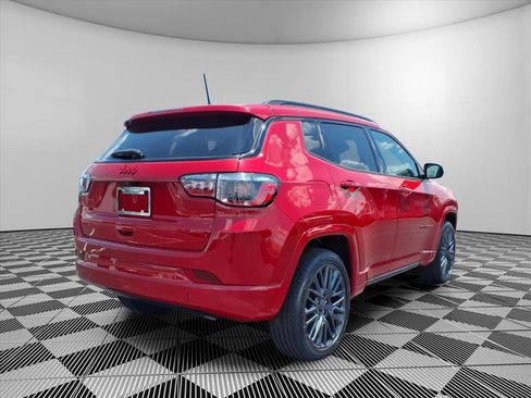 Used 2024 Jeep Compass Limited AWD/4WD image 29