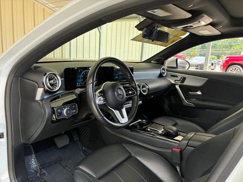 Used 2021 Mercedes-Benz A 220 image 15