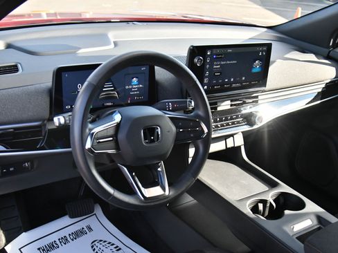 Used 2024 Honda Prologue EX image 16