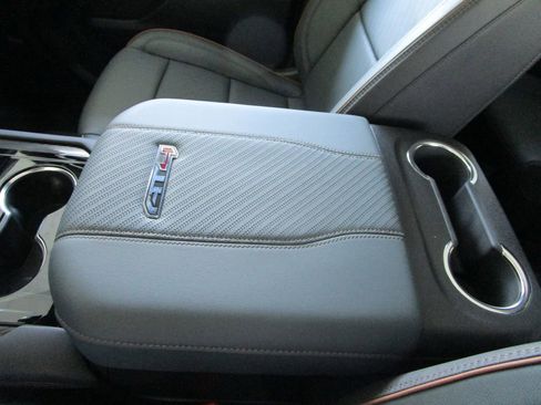 New 2026 GMC Yukon AT4 w/ AT4 Premium Plus Package image 43