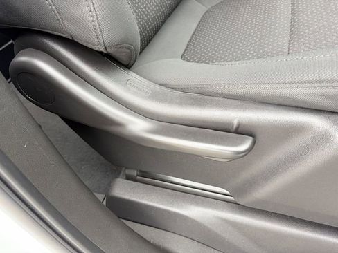 Used 2021 Chevrolet Silverado 1500 Custom RWD image 12