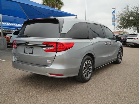 Used 2023 Honda Odyssey EX-L image 6