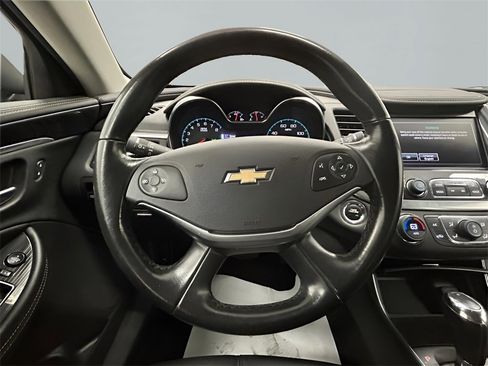 Used 2018 Chevrolet Impala LT image 12