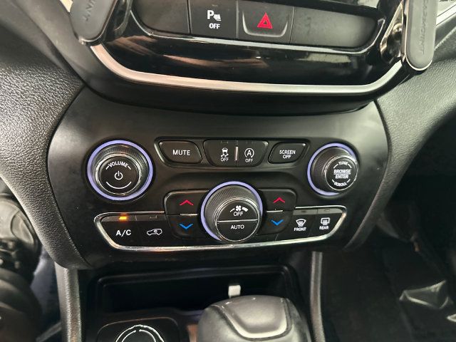 Used 2019 Jeep Cherokee Limited AWD/4WD image 19