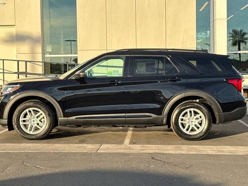 New 2026 Ford Explorer Active w/ Active Comfort Package image 6