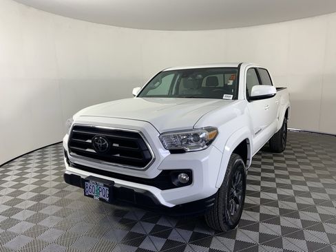 Used 2023 Toyota Tacoma SR5 image 5