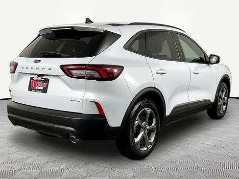 Used 2025 Ford Escape ST-Line Select AWD/4WD image 6