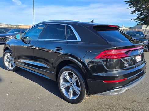 Used 2023 Audi Q8 Premium w/ Convenience Package image 3