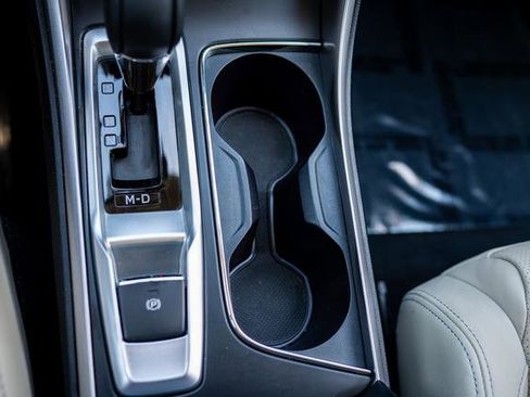 Certified 2022 Subaru Ascent Limited w/ Technology Package image 36