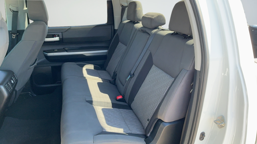 Used 2015 Toyota Tundra SR5 w/ SR5 Upgrade Package AWD/4WD image 20