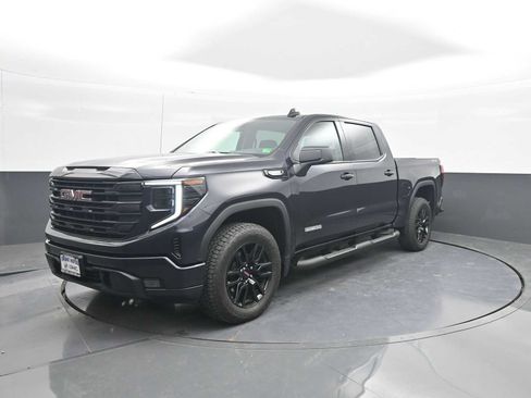 Used 2026 GMC Sierra 1500 Elevation w/ Elevation Select Package AWD/4WD image 4