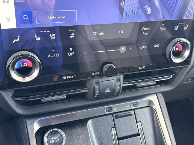 Used 2024 Lexus GX 550 w/ Cold Area Package AWD/4WD image 19