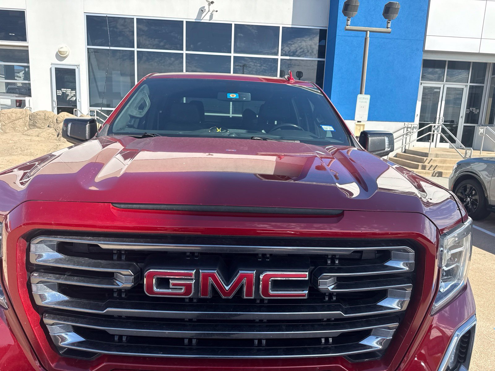 Used 2021 GMC Sierra 1500 AT4 w/ Driver Alert Package I AWD/4WD image 2