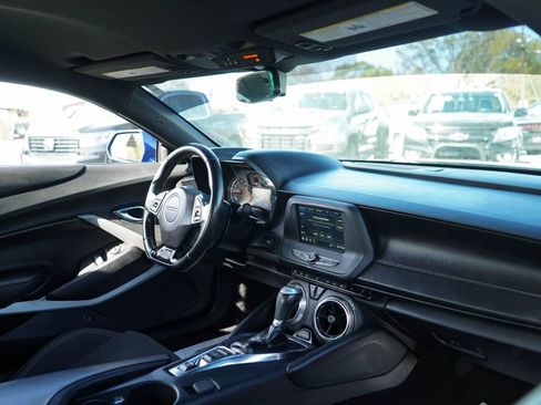 Used 2019 Chevrolet Camaro LT image 33