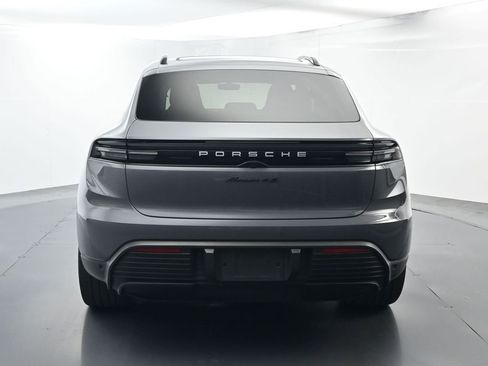 Certified 2025 Porsche Macan 4S Electric AWD/4WD image 13