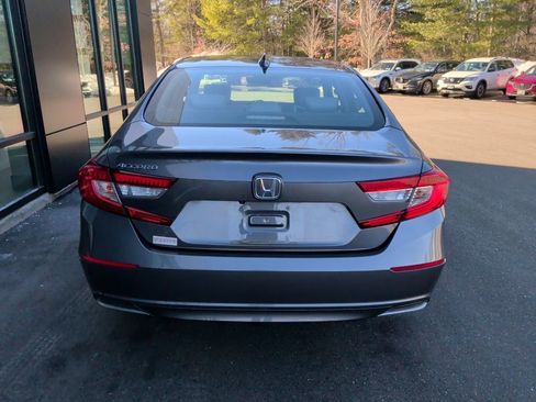 Used 2018 Honda Accord EX-L image 8