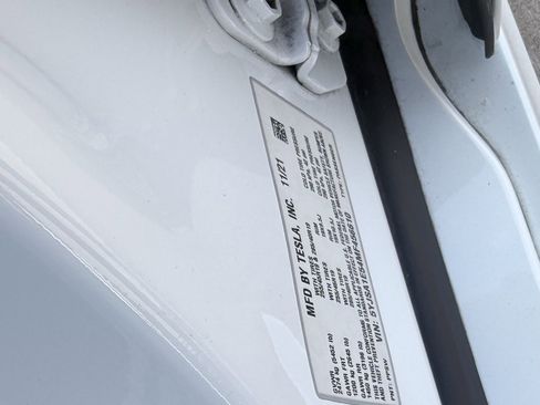 Used 2021 Tesla Model S Long Range image 27