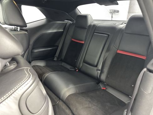 Used 2011 Dodge Challenger SRT8 image 29