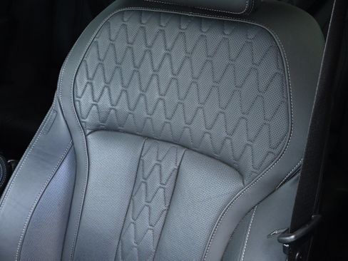Certified 2025 BMW X6 M60i AWD/4WD image 12