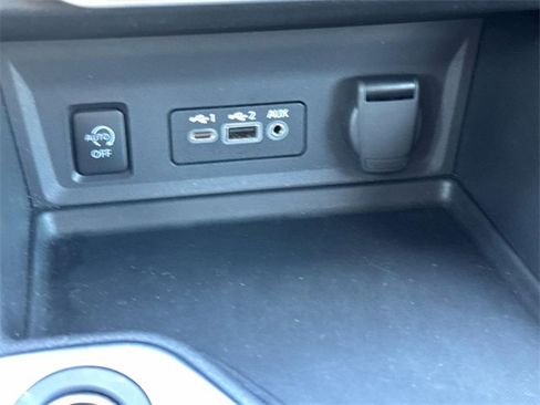 Certified 2024 Nissan Sentra SV image 17