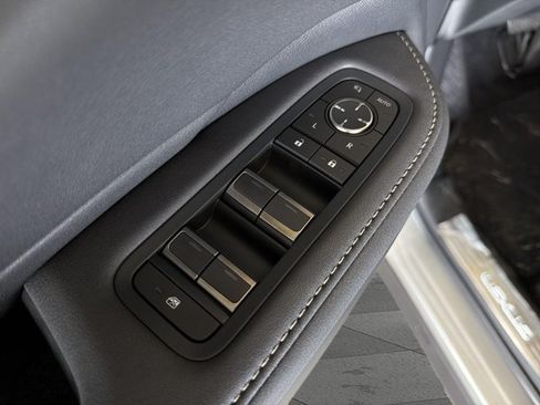 Certified 2026 Lexus TX 350 FWD w/ Technology Package image 9