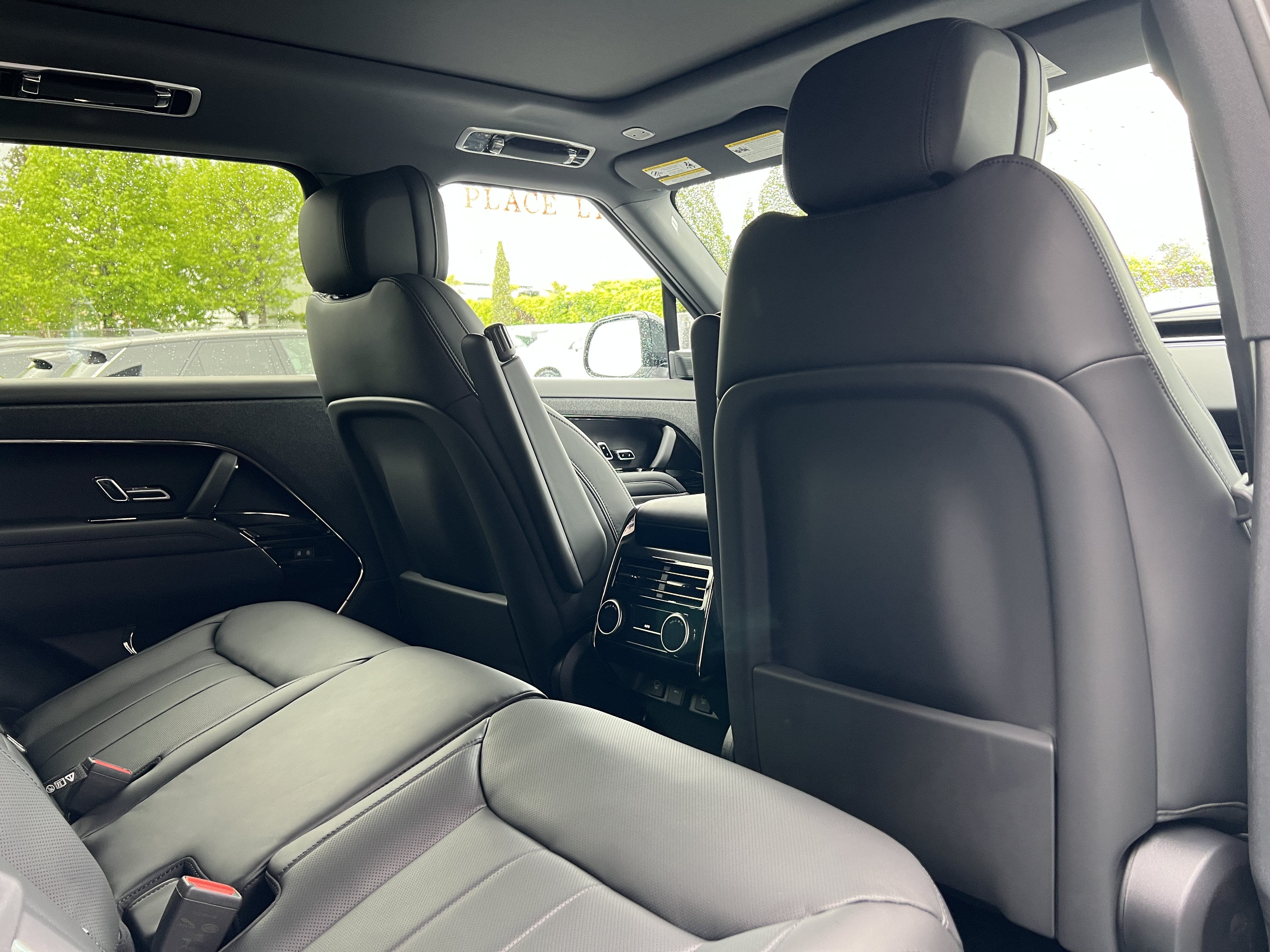 New 2025 Land Rover Range Rover Sport Dynamic SE AWD/4WD image 14