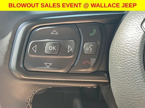Used 2026 Jeep Wrangler Unlimited Rubicon w/ Technology Group AWD/4WD image 22