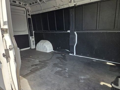 Used 2023 RAM ProMaster 2500 FWD image 8
