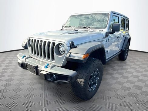 Used 2022 Jeep Wrangler Unlimited Rubicon 4xe w/ Cold Weather Group AWD/4WD image 2