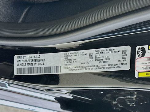 Used 2025 RAM 1500 Tungsten AWD/4WD image 35