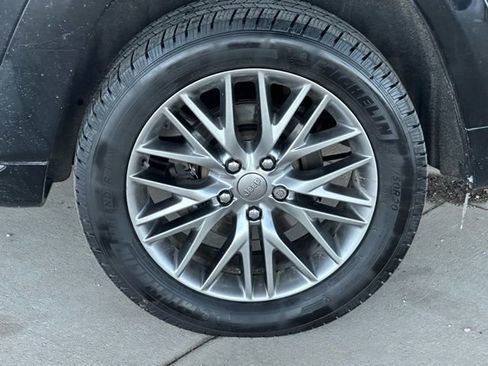 Used 2018 Jeep Grand Cherokee Summit w/ Platinum Series Group image 14