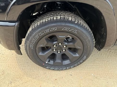 New 2026 RAM 1500 Big Horn AWD/4WD image 9