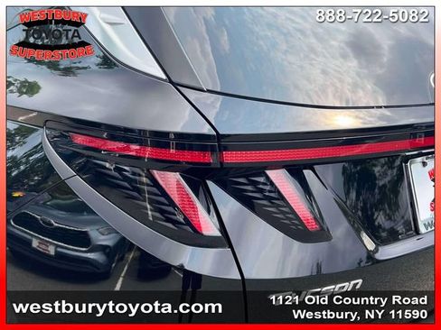 Used 2023 Hyundai Tucson Limited w/ Cargo Package AWD/4WD image 13