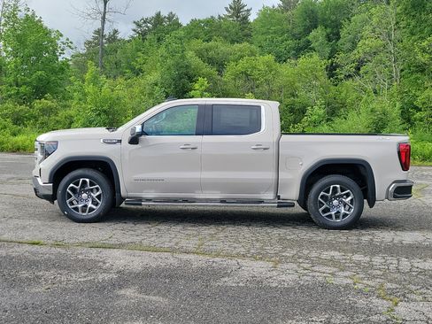 New 2026 GMC Sierra 1500 SLE w/ Preferred Package AWD/4WD image 2