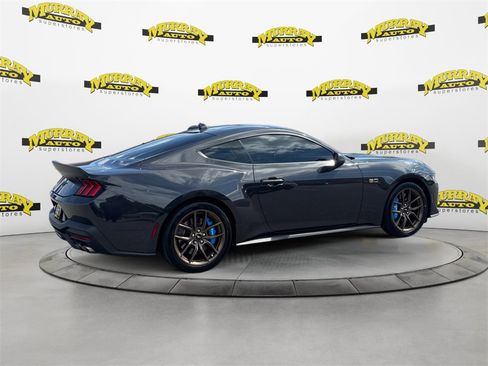 Used 2024 Ford Mustang GT Premium image 5