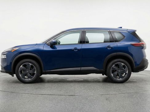 Used 2025 Nissan Rogue SV AWD/4WD image 5