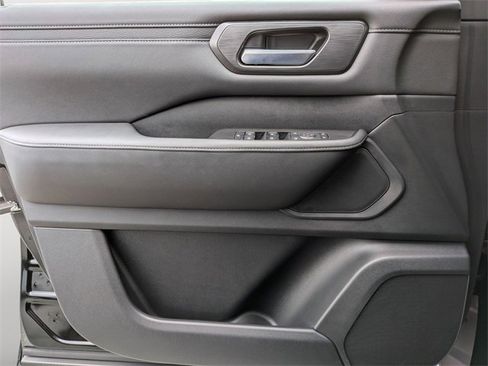 New 2025 Nissan Armada SV image 24