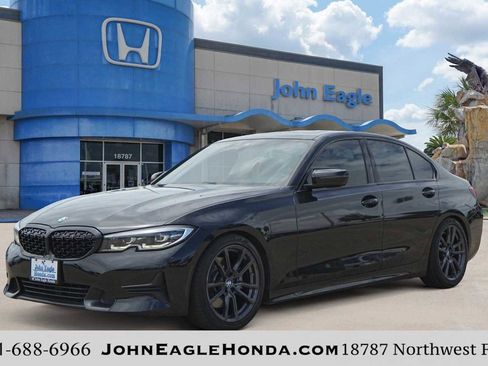 Used 2019 BMW 330i xDrive Sedan w/ Convenience Package AWD/4WD image 1