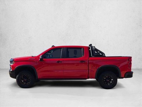 Used 2023 Chevrolet Silverado 1500 ZR2 w/ Technology Package image 8