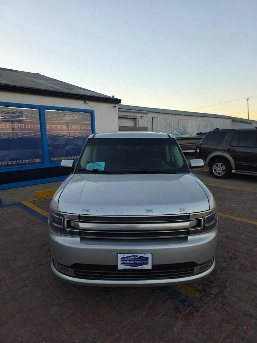 Used 2018 Ford Flex Limited AWD/4WD image 2
