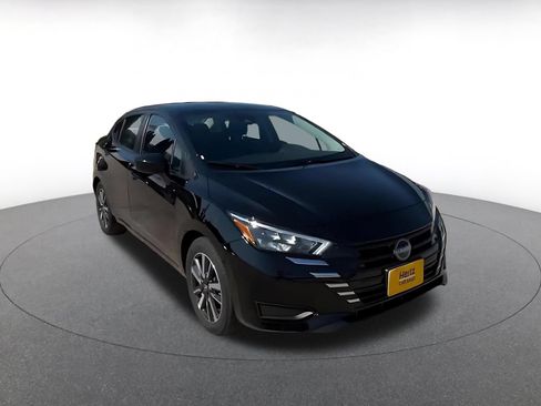 Used 2025 Nissan Versa SV FWD image 3