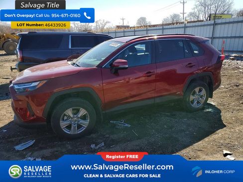 Used 2023 Toyota RAV4 XLE w/ Convenience Package image 1