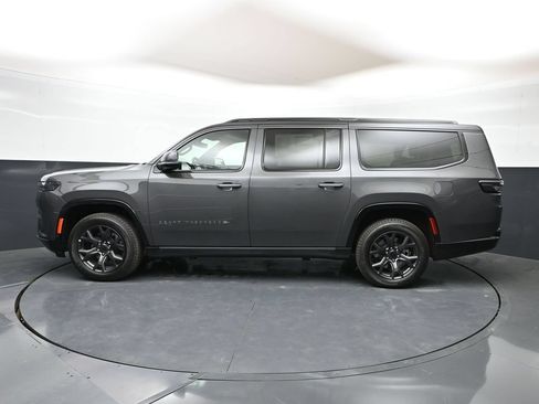 New 2026 Jeep Grand Wagoneer L Limited w/ Premium Group II AWD/4WD image 39