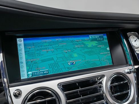 Used 2015 Rolls-Royce Ghost image 75