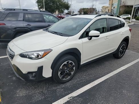 Used 2023 Subaru Crosstrek 2.0i Premium image 1