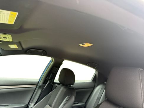 Used 2020 Honda Civic Sport image 12
