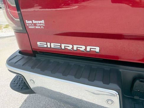 Used 2018 GMC Sierra 1500 SLT w/ Enhanced Driver Alert Package RWD image 37